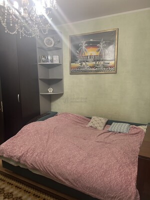 Продам двухкомнатную (2-комн.) квартиру, Новоорловская ул, 8к2, Москва г