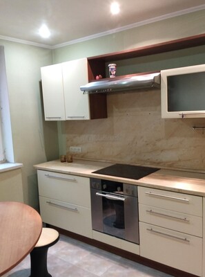 Продам двухкомнатную (2-комн.) квартиру, Крылатские Холмы ул, 41к1, Москва г