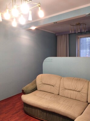 Продам двухкомнатную (2-комн.) квартиру, Крылатские Холмы ул, 41к1, Москва г