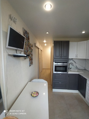 Продам двухкомнатную (2-комн.) квартиру, Ангарская ул, 1к3, Москва г