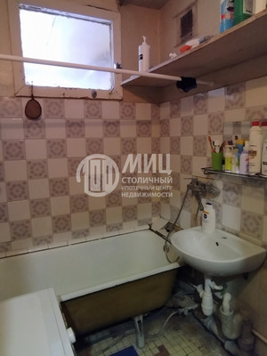 Продам двухкомнатную (2-комн.) квартиру, ПГЭК Медик-2 гск, 9, Мечниково п