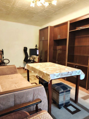 Продам однокомнатную (1-комн.) квартиру, Открытое ш, 24к42, Москва г