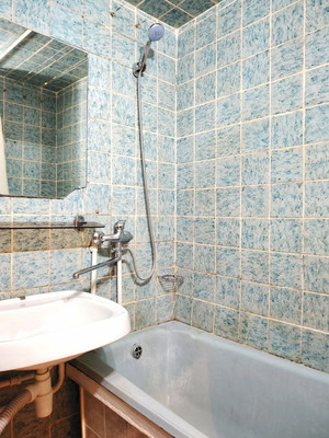 Продам однокомнатную (1-комн.) квартиру, Открытое ш, 24к42, Москва г