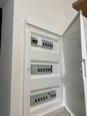 Продам двухкомнатную (2-комн.) квартиру, Александра Суворова пр-кт, 15к9, Симферополь г