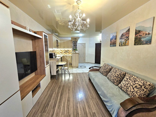 Продам однокомнатную (1-комн.) квартиру, Донская ул, 49, Симферополь г