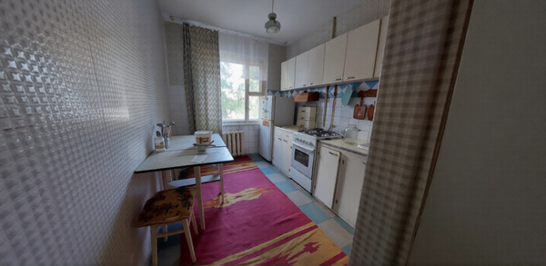 Продам трехкомнатную (3-комн.) квартиру, Куйбышева ул, 13, Симферополь г