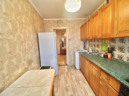 Продам двухкомнатную (2-комн.) квартиру, Железнодорожный проезд, 5, Раменское г