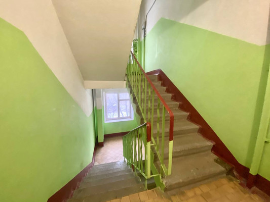 Продам двухкомнатную (2-комн.) квартиру, Железнодорожный проезд, 5, Раменское г