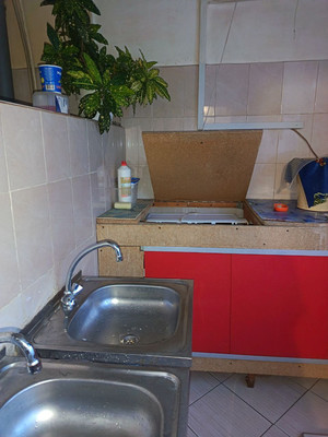 Продам 2-комн. в 20-комн. квартире, Кондратьевский пр-кт, 54, Санкт-Петербург г