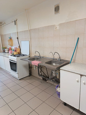 Продам 2-комн. в 20-комн. квартире, Кондратьевский пр-кт, 54, Санкт-Петербург г