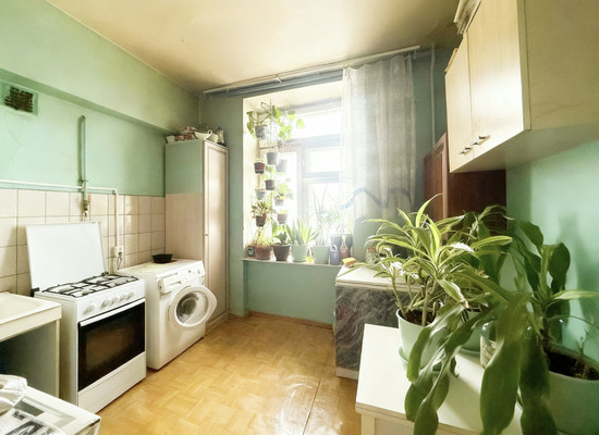 Продам комнату в 4-комн. квартире, Варшавское ш, 2, Москва г