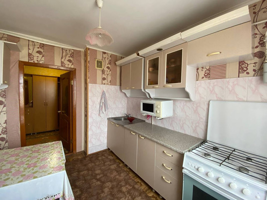 Продам двухкомнатную (2-комн.) квартиру, Ляпидевского ул, 66а, Тихорецк г