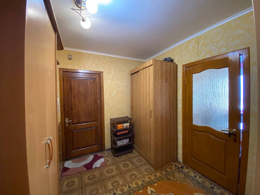 Продам двухкомнатную (2-комн.) квартиру, Ляпидевского ул, 66а, Тихорецк г