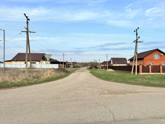 Продам участок 10 соток, ИЖС, Казачья ул, 65, Тихорецк г, 0 км от города