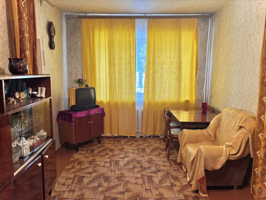 Продам двухкомнатную (2-комн.) квартиру, 2-й Строительный пер, 4, Октябрьский рп