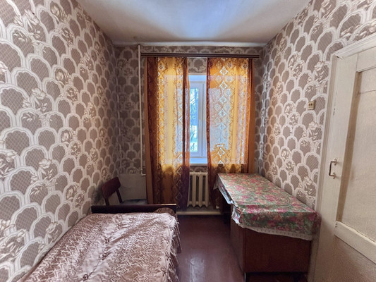 Продам двухкомнатную (2-комн.) квартиру, 2-й Строительный пер, 4, Октябрьский рп