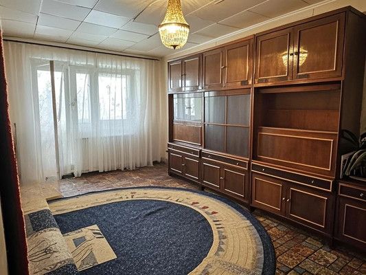 Продам трехкомнатную (3-комн.) квартиру, Краснококшайская ул, 158, Казань г