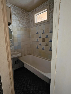 Продам трехкомнатную (3-комн.) квартиру, Краснококшайская ул, 158, Казань г