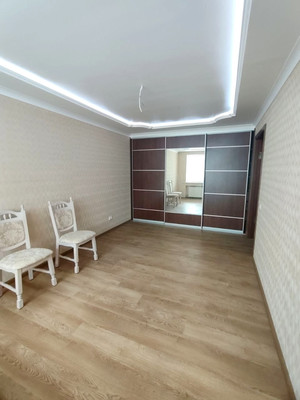 Продам двухкомнатную (2-комн.) квартиру, 2-й Пятилетки ул, 6, Ростов-на-Дону г