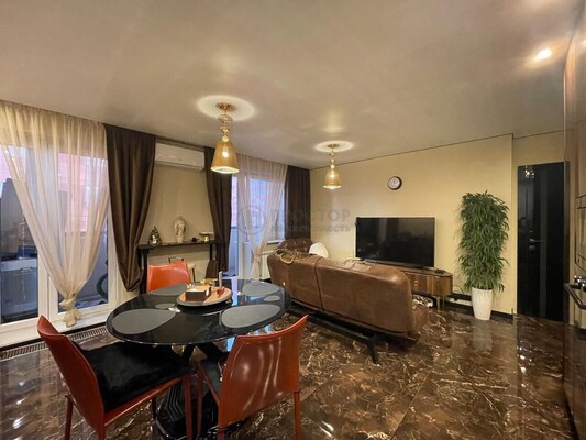 Продам однокомнатную (1-комн.) квартиру, Октябрьский пр-кт, 20к2, Люберцы г