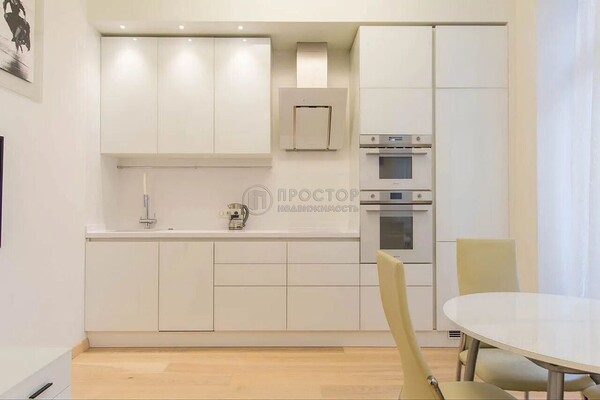 Продам двухкомнатную (2-комн.) квартиру, Берзарина ул, 12, Москва г