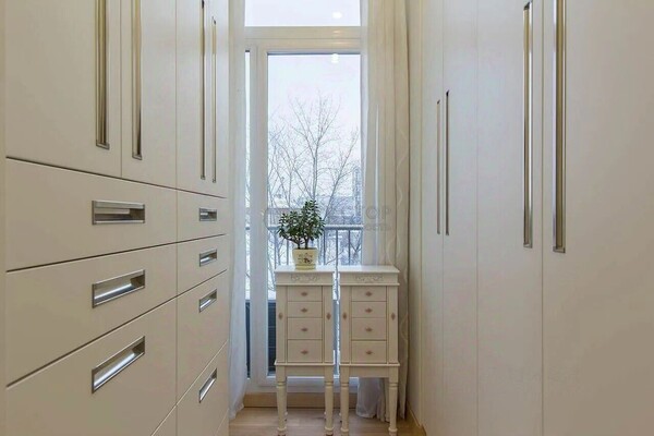 Продам двухкомнатную (2-комн.) квартиру, Берзарина ул, 12, Москва г