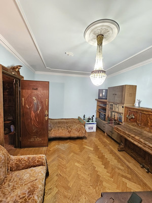 Продам однокомнатную (1-комн.) квартиру, Кунцевская ул, 4к1, Москва г