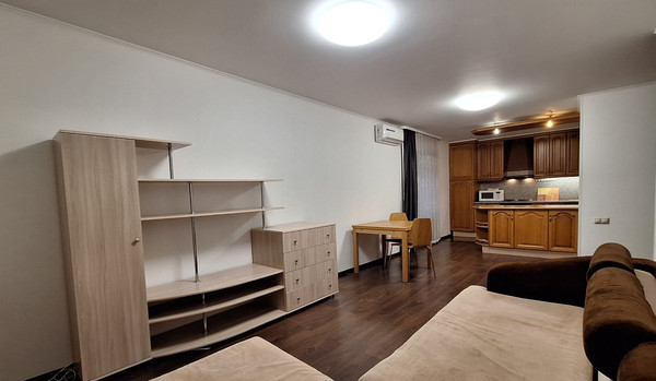 Продам двухкомнатную (2-комн.) квартиру, Пырьева ул, 26к1, Москва г