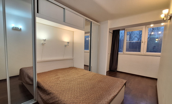 Продам двухкомнатную (2-комн.) квартиру, Пырьева ул, 26к1, Москва г