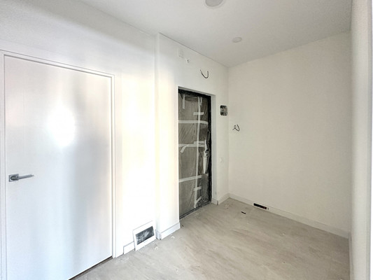 Продам двухкомнатную (2-комн.) , Елены Сагандуковой ул, 10к2, Ханты-Мансийск г