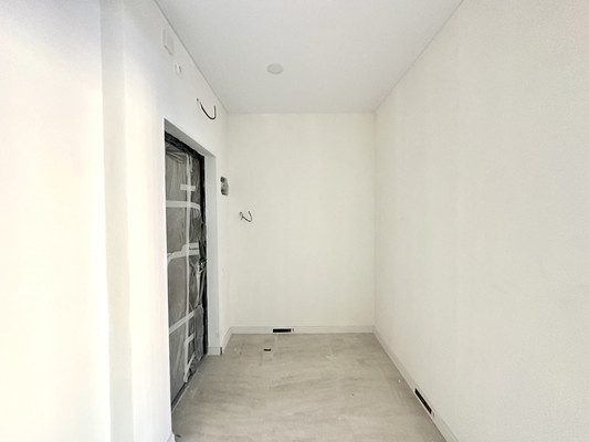 Продам двухкомнатную (2-комн.) , Елены Сагандуковой ул, 10к2, Ханты-Мансийск г