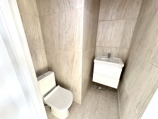 Продам двухкомнатную (2-комн.) , Елены Сагандуковой ул, 10к2, Ханты-Мансийск г