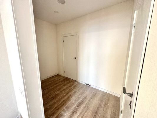 Продам двухкомнатную (2-комн.) , Елены Сагандуковой ул, 10к2, Ханты-Мансийск г