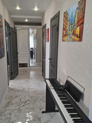 Продам двухкомнатную (2-комн.) квартиру, Южная ул, 9, Дрожжино рп