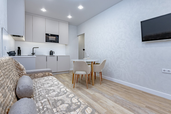 Продам однокомнатную (1-комн.) квартиру, Маршала Блюхера пр-кт, 3к2, Санкт-Петербург г