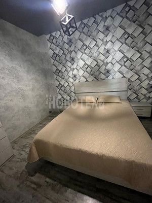 Продам двухкомнатную (2-комн.) квартиру, Кириченко ул, 11, Горячий Ключ г