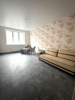 Продам трехкомнатную (3-комн.) квартиру, Владимирская ул, 20, Горячий Ключ г