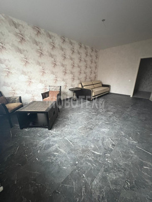 Продам трехкомнатную (3-комн.) квартиру, Владимирская ул, 20, Горячий Ключ г