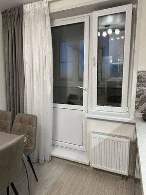 Продам двухкомнатную (2-комн.) квартиру, 3-я Нововатутинская ул, 9, Десеновское п