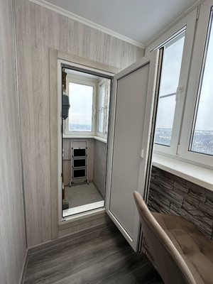 Продам двухкомнатную (2-комн.) квартиру, 3-я Нововатутинская ул, 9, Десеновское п