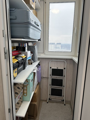 Продам двухкомнатную (2-комн.) квартиру, 3-я Нововатутинская ул, 9, Десеновское п