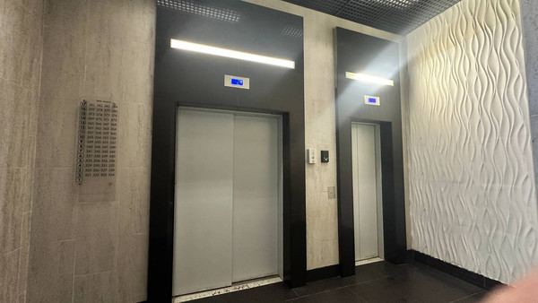 Продам двухкомнатную (2-комн.) квартиру, 3-я Нововатутинская ул, 9, Десеновское п