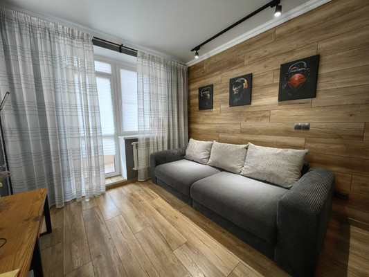 Продам однокомнатную (1-комн.) квартиру, К.Маркса ул, 12к2, Волгодонск г