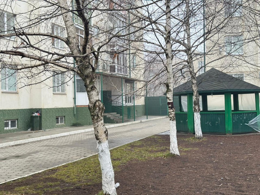 Продам многокомнатную квартиру, Им Калмыкова Р.А. ул, 96, Баксан г