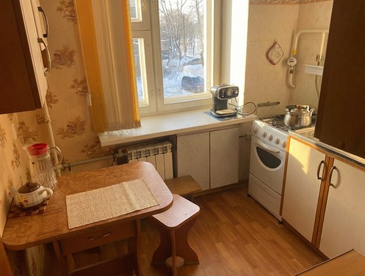 Продам двухкомнатную (2-комн.) квартиру, Светлоярская ул, 21, Нижний Новгород г