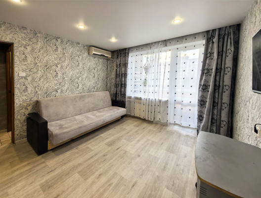 Сдам однокомнатную (1-комн.) квартиру, Куникова ул, 50а, Новороссийск г