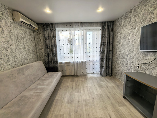 Сдам однокомнатную (1-комн.) квартиру, Куникова ул, 50а, Новороссийск г