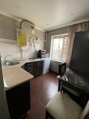 Сдам двухкомнатную (2-комн.) квартиру, 30 лет Победы ул, 27, Армавир г