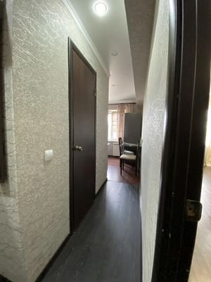 Сдам двухкомнатную (2-комн.) квартиру, 30 лет Победы ул, 27, Армавир г