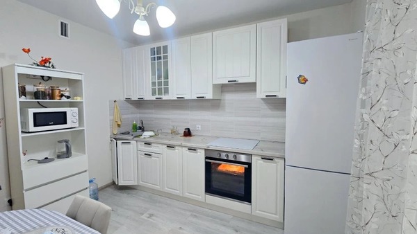 Продам двухкомнатную (2-комн.) квартиру, Крылова ул, 13к2, Анапа г